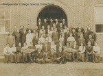Bridgewater College, Class of 1915 group portrait, undated by Bridgewater College