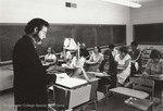Bridgewater College, Photograph of Professor Jon Dellett and class, undated by Bridgewater College