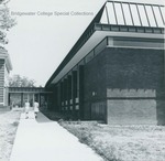 Bridgewater College, Students walk up the walkway to the connector between Kline Campus Center and Rebecca Hall, undated by Bridgewater College